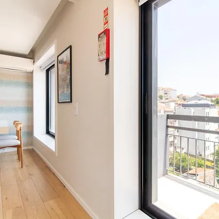 Lovelystay - Trindade Cozy Apartamento