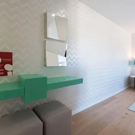 Lovelystay - Trindade Cozy Oporto