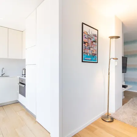 Lovelystay - Trindade Cozy Daire Porto