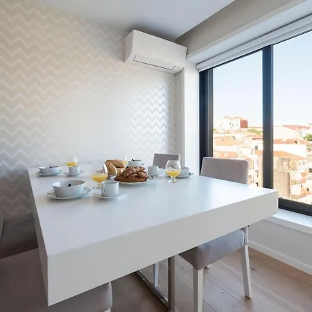 Lovelystay - Trindade Cozy 포르투